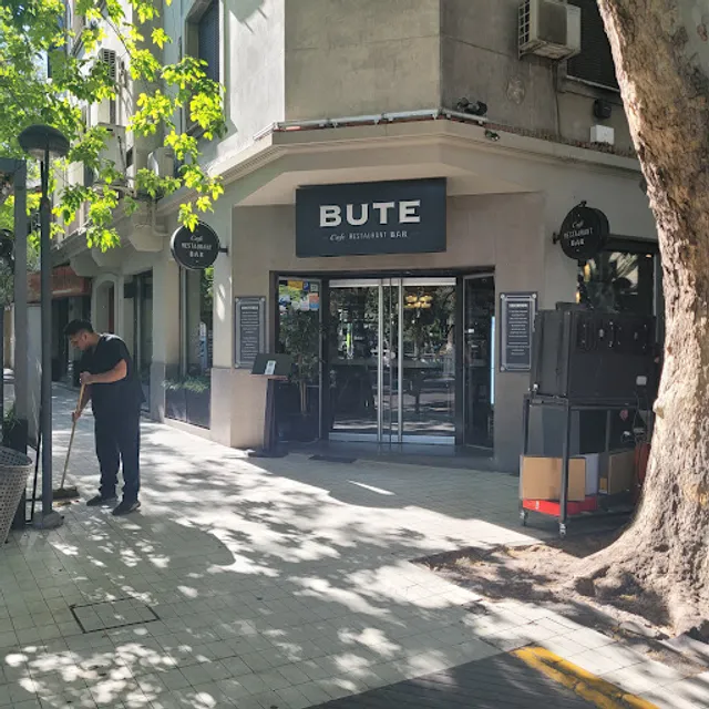 BUTE CENTRO - BUENAS TERTULIAS