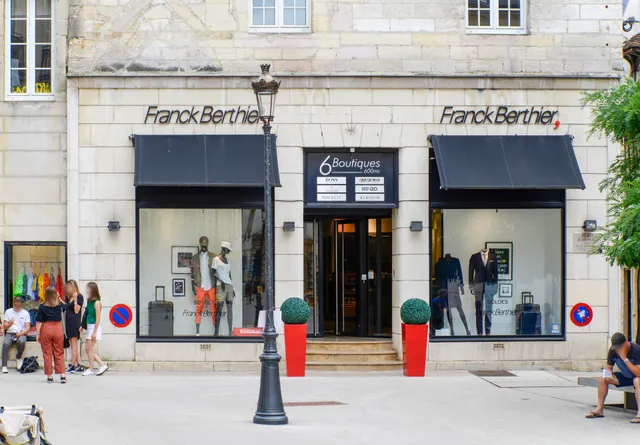 Berthier Franck Boutiques Sa Fral