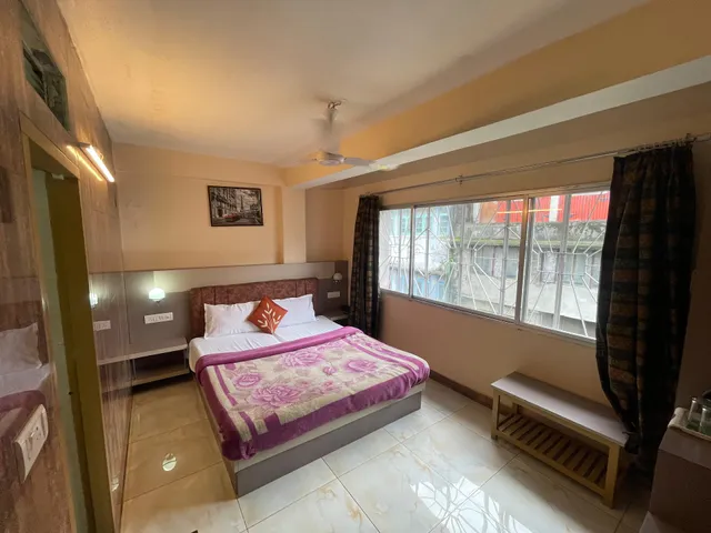 Hotel Kanha Deluxe