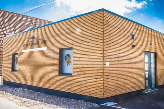 Very Good Trip : chambre avec jacuzzi privatif Loveroom