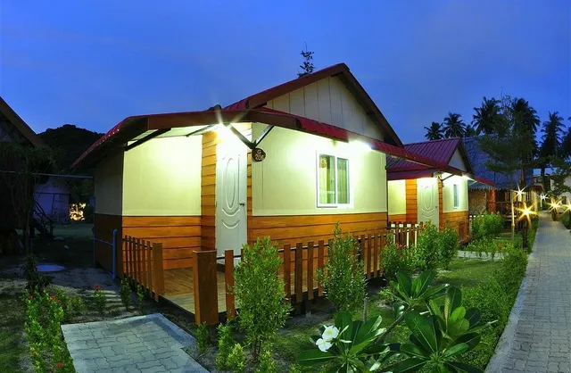 Phi Phi Bakao Bay Resort