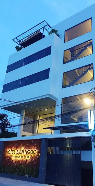 Khách Sạn Biển Ngọc