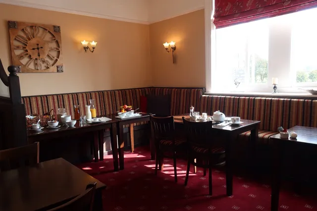 The Railway Station Hotel Port St Mary