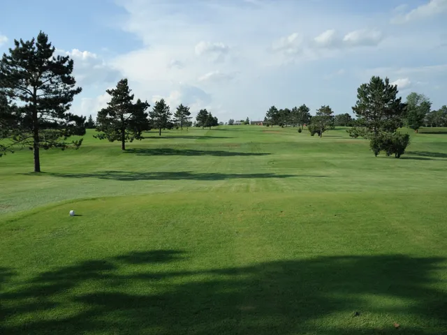 The Miners' 9 Golf, Restaurant, and Bar