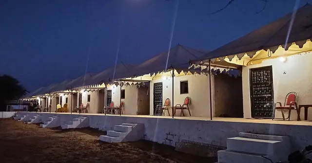 Duneside Desert Camp