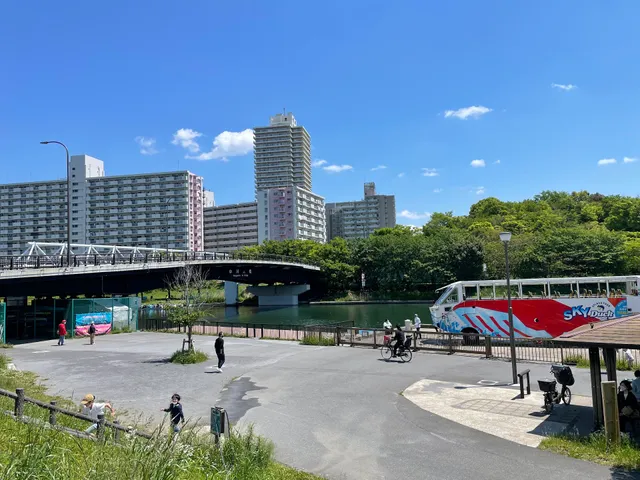 Amphibious bus "Skyduck Tokyo" Tokyo