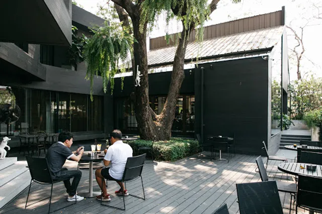 The Hub Cafe and Eatery