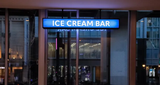 WINS ｛wine/Icecream}