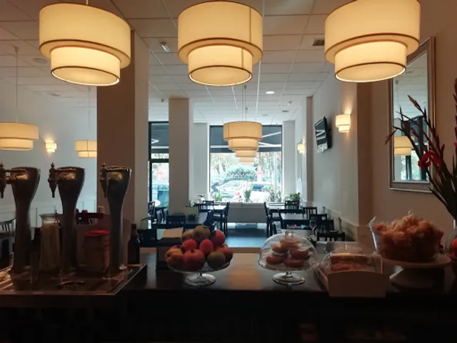 El Retiro Café - Restaurante