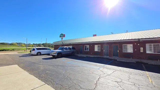 Deerfield Inn McComb I-55