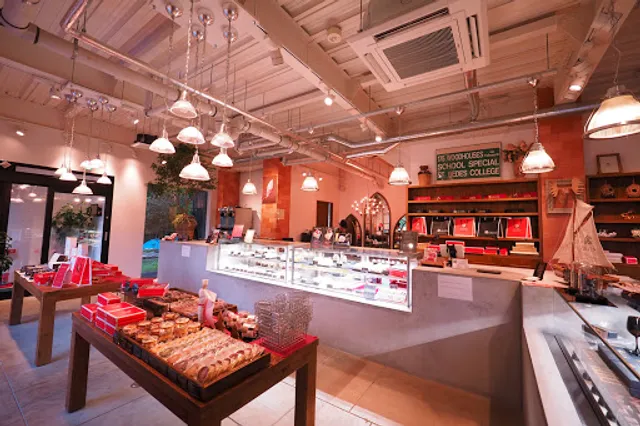 SWEETS FACTORY GREEN