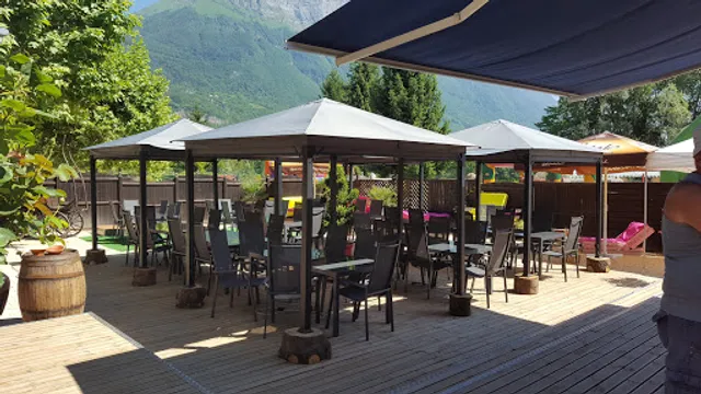 Pub Brasserie Glacier Le Miolans