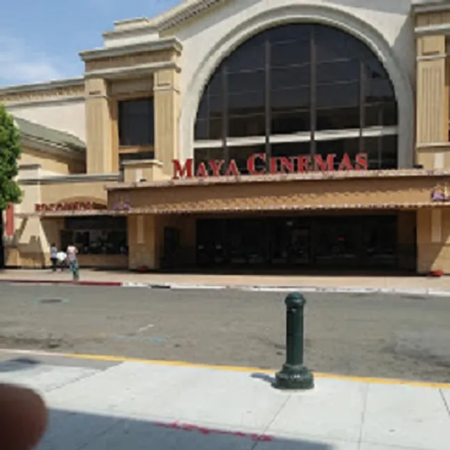 Maya Cinemas Salinas