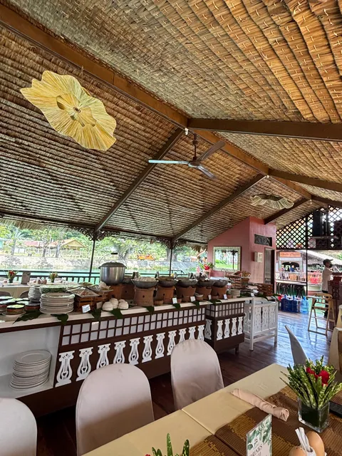 Loboc River Floating Restaurant