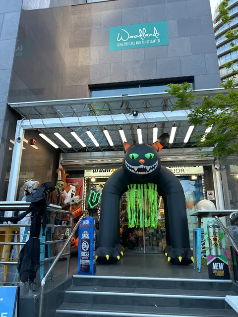 Urban Express, Mini Supermarket & Bottle Shop