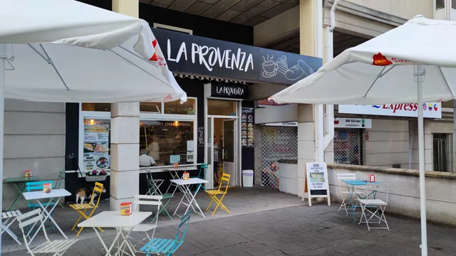Pasteleria La Provenza