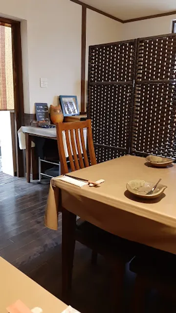 欧風家庭料理 プチオニオン