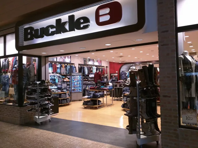 Buckle