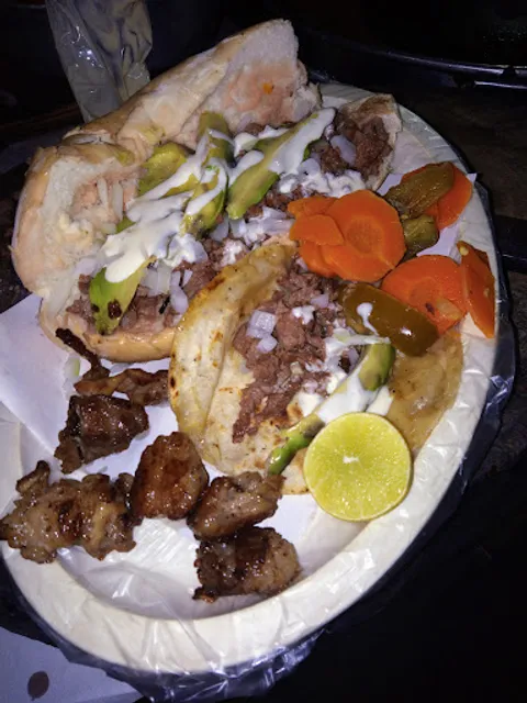 Tacos y tortas "" MARIO S""