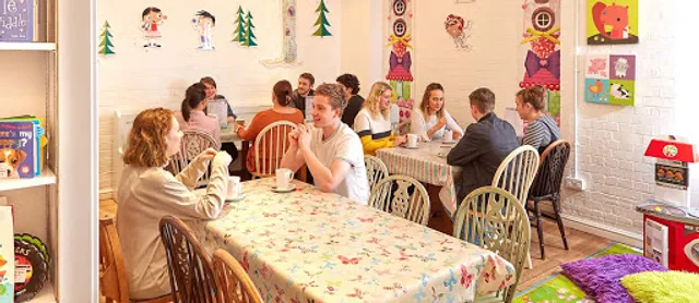 Make Believe Bus Café