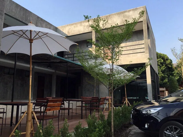 Come Moon Loft Hotel