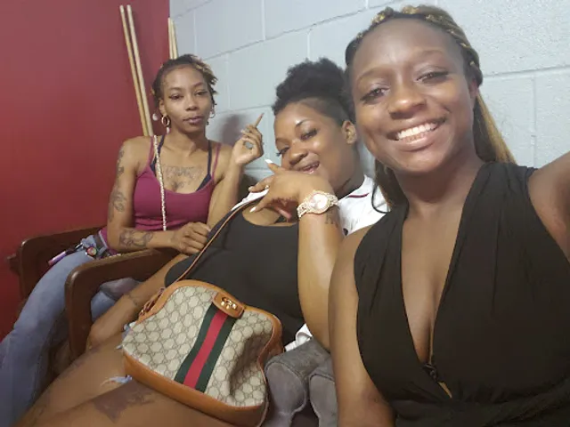 Paradise Lounge Cafe