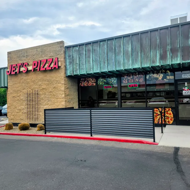 Jet's Pizza