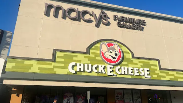 Chuck E. Cheese