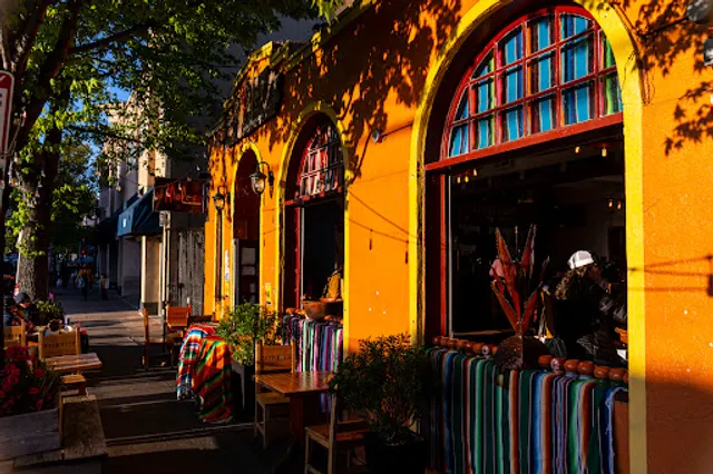 Los Moles Hecho En Casa