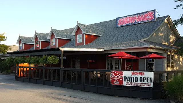 Show-Me's Sports Bar & Grill
