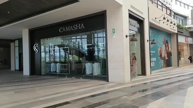 Camasha Guayaberas The Harbor