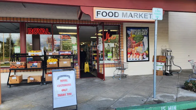 Royal Food Market