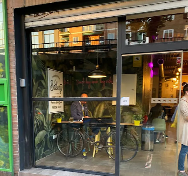 Fans Coffee & Bakery