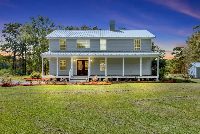 Farm House/Bed and Breakfast