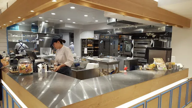 Penguin Bakery Cafe Maruyama Urasando Shop