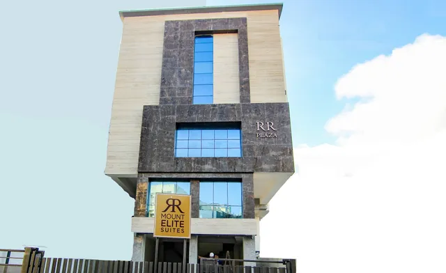 RR MOUNT ELITE SUITES