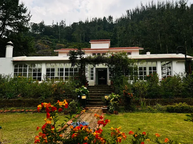 Ooty Cottages