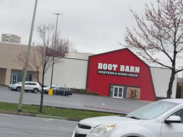 Boot Barn