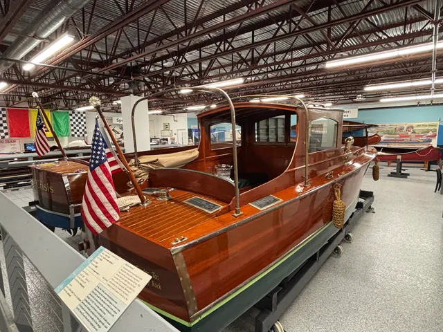 New Hampshire Boat Museum