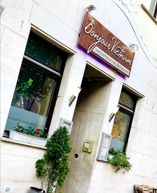 Bonjour Vietnam Restaurant