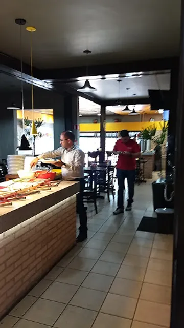 Restaurante Q10 Café & Grill