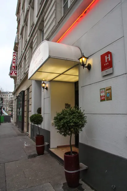 Hôtel des trois gares