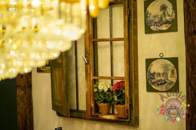 Little Avlija Brzovic - Balkan Spezialitäte