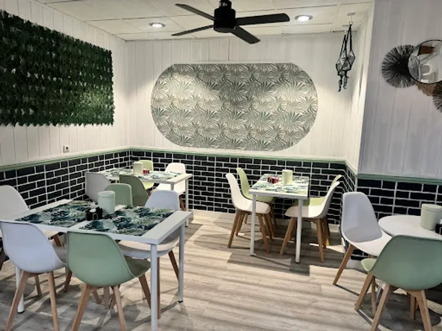 Cafeteria New DUNA by Anitta