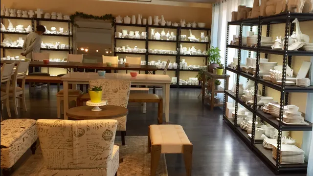 Painting Pottery Cafe