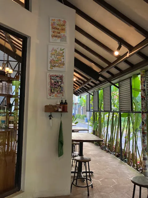 Hungry Bird Coffee Roaster