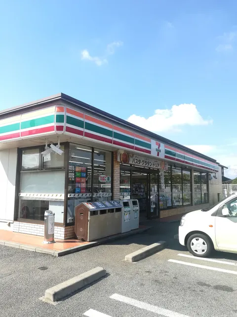 7-Eleven; Kofu Yomogisawa
