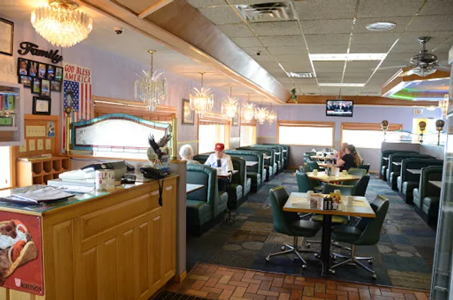 Z’s Breakfast and Lunch