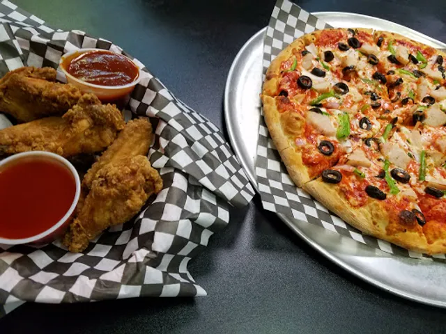 Wingz N Thingz Pizza