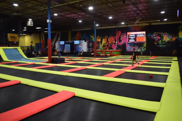 Aerosports Trampoline Parks - Oakville-Mississauga
